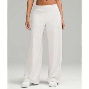 Lululemon Swift Wide-Leg Mid-Rise Pant Bone Size 4 Lightweight Breathable Fabric